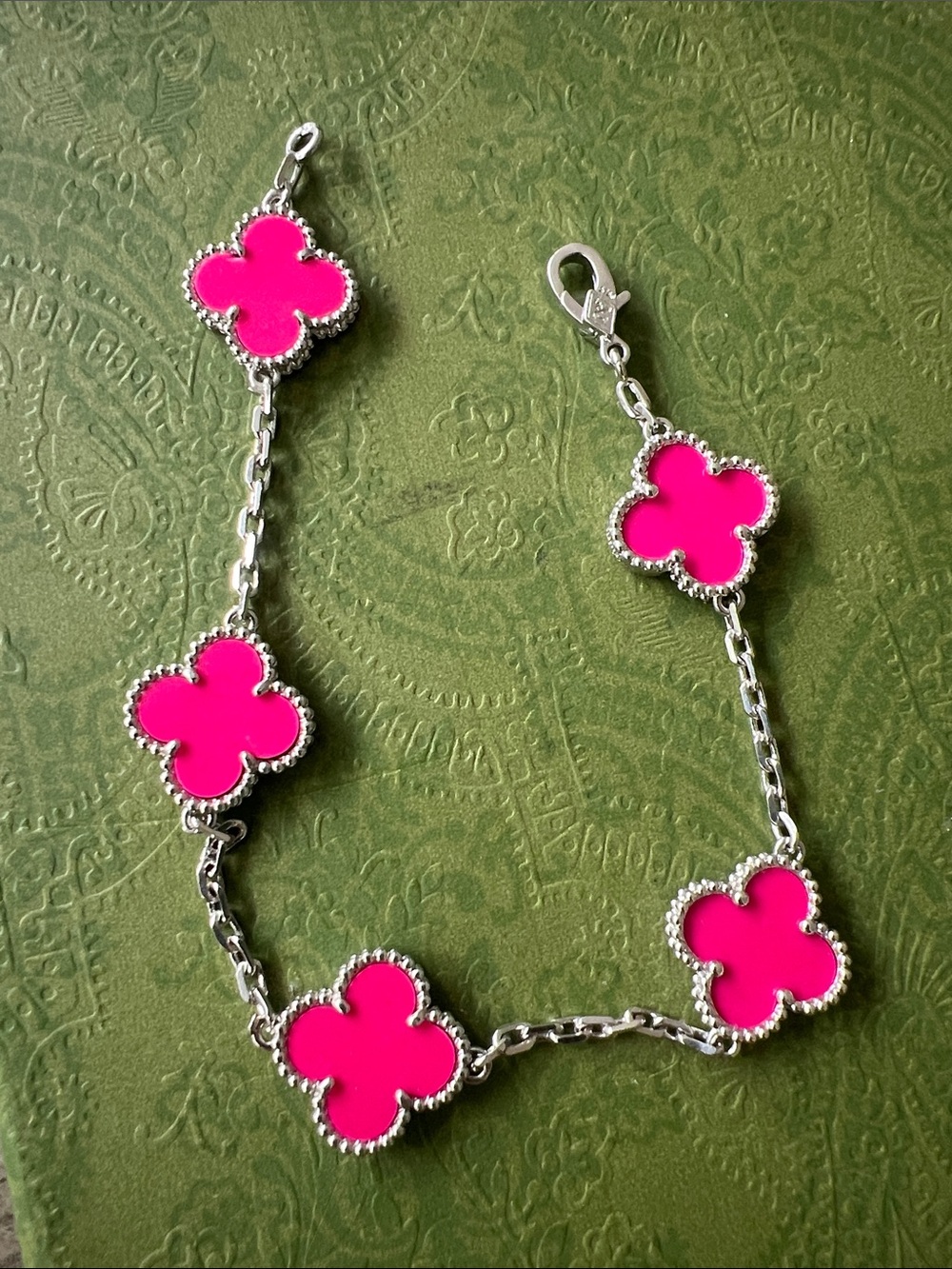 Bright Pink Clover Link Bracelet - copper plated Silver floral